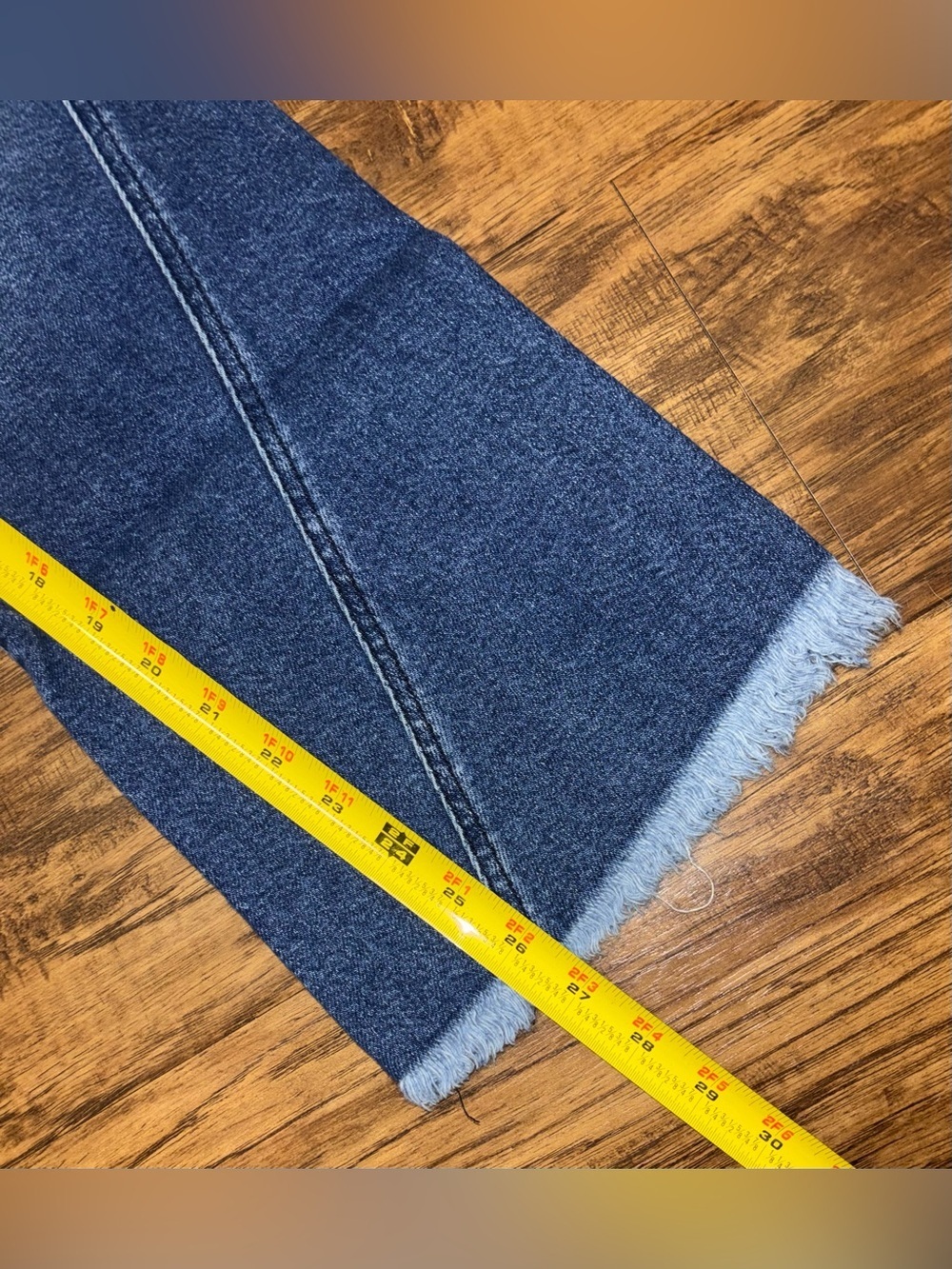 Parker Smith Mid Rise Flare Leg Jeans Size 28 - Picture 8 of 9